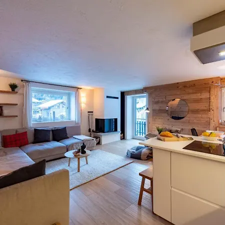 Casa Giardini In Dolonne - By Happy * Courmayeur